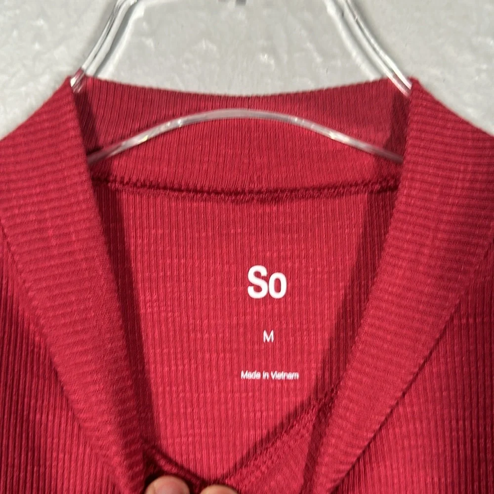 SO Rusty Red Ribbed Mock Neck Tank Top Women's Size Medium - Picture 4 of 6